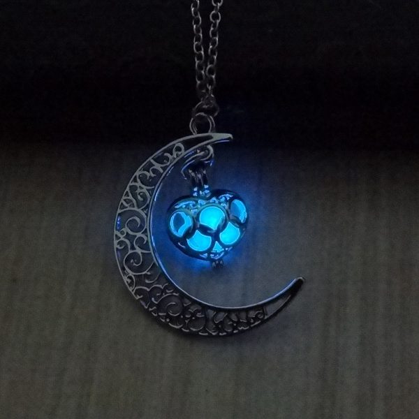 Silver Chain Necklace with Glowing Pendant – Stylish Luminous Jewelry - Image 7