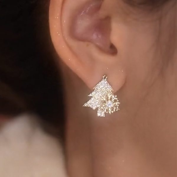 Rotating Christmas Tree Earrings – Sparkling Rhinestone Snowflake Studs for Winter Holidays, New Year & Xmas Gifts - Image 2