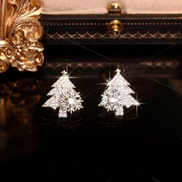 Rotating Christmas Tree Earrings – Sparkling Rhinestone Snowflake Studs for Winter Holidays, New Year & Xmas Gifts - Image 8