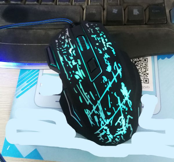 7-button Colorful Glowing USB Gaming Mouse - Image 8