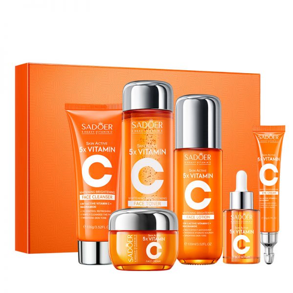 Five-dimensional C Whitening Brightening Skin Care Gift Box - Image 5
