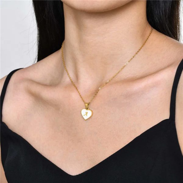 26 Letter Heart-shaped Necklace White Shell Love Clavicle Chain Fashion Personalized Necklace For Women Jewelry Valentine's Day - Image 3