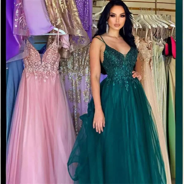 Elegant Dark Green Evening Dress for Banquet Hosts - Image 8