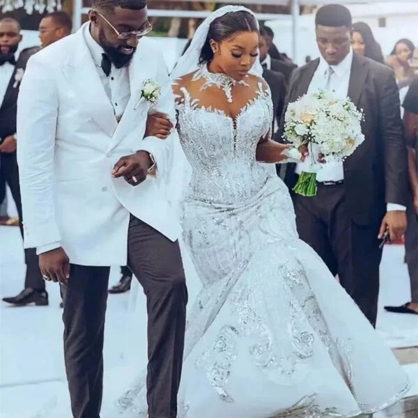 Elegant African Bridal Lace Long Sleeve Fishtail Wedding Dress - Image 3