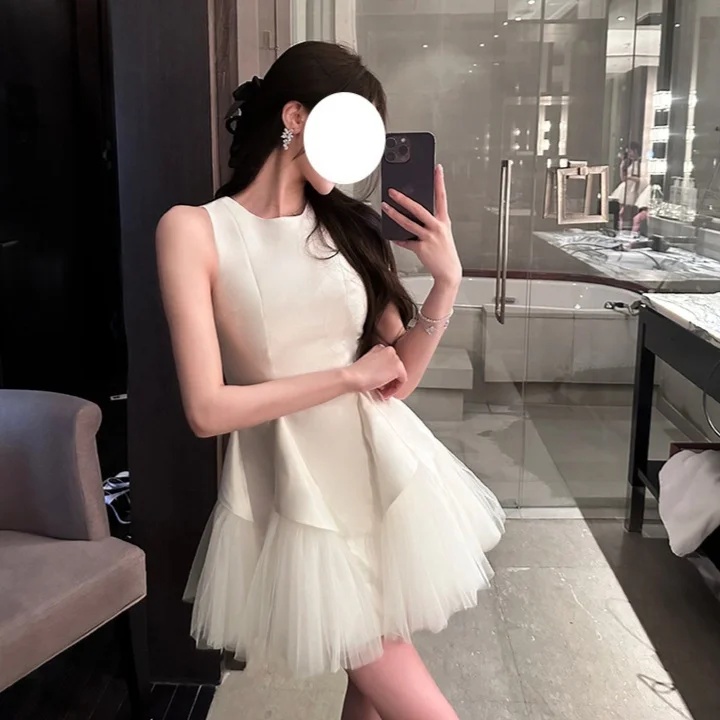 Puff Mesh Stitching Pearlescent Dress - Elegant Fashion Statement - Image 2