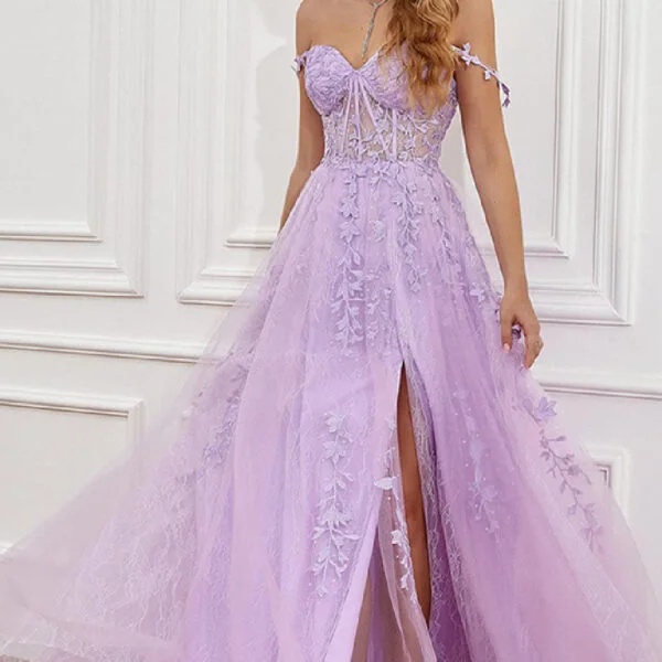 Elegant Red Carpet Runway Show Attire for Banquets & Annual Performances - Image 5