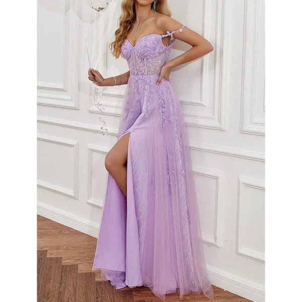 Elegant Red Carpet Runway Show Attire for Banquets & Annual Performances - Image 12