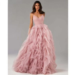 Elegant Evening Gown: Irregular Spaghetti-Strap Mesh Long Dress for Prom