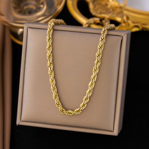 Trendy 2023 Gold Thick Hemp Flowers Necklace for Women - Niche Clavicle Chain Design