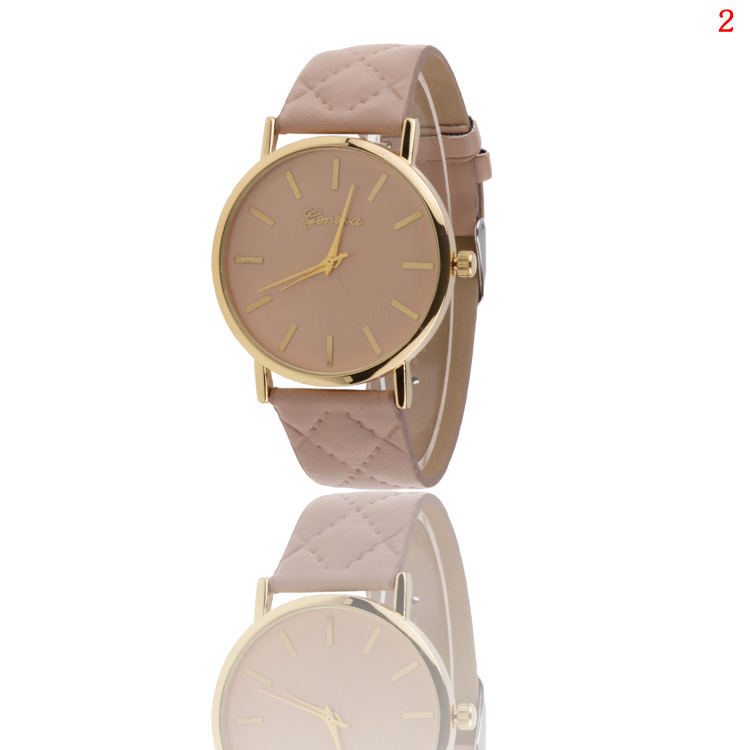 Stylish Women's Fashion Watch Featuring a Chic Mesh Twill Strap - Image 3