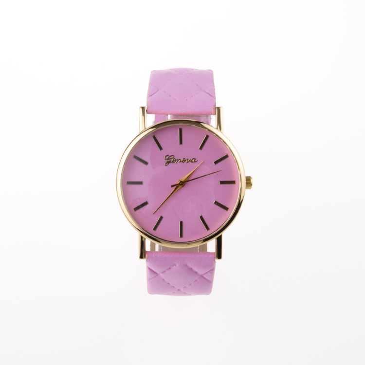 Stylish Women's Fashion Watch Featuring a Chic Mesh Twill Strap - Image 5