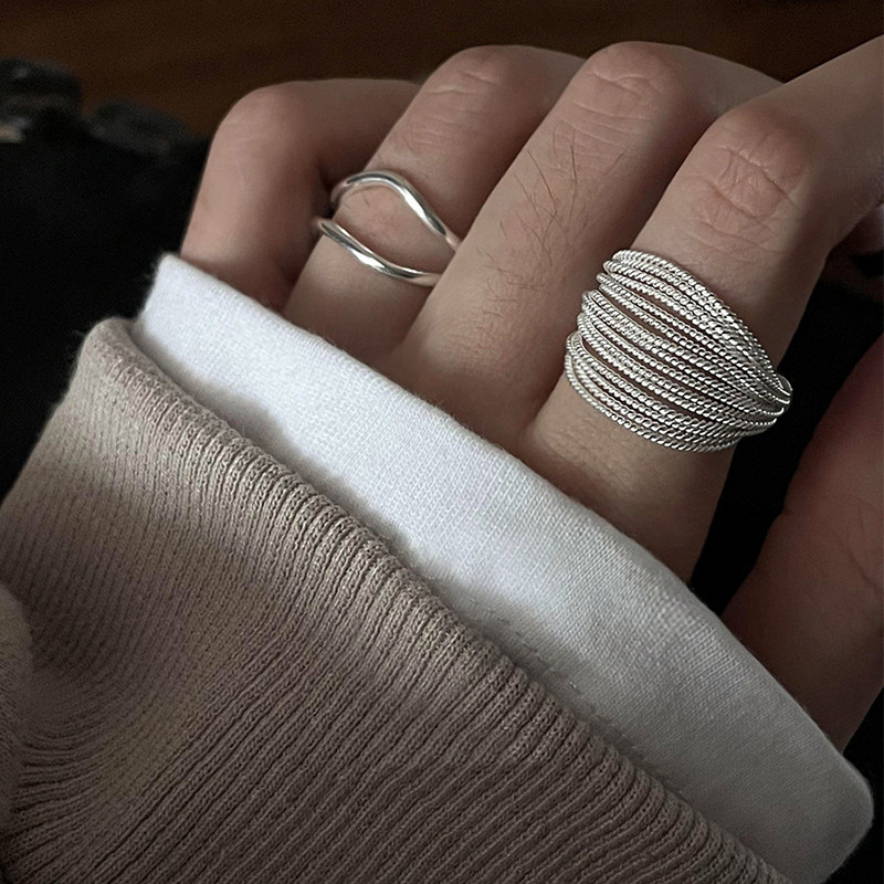 Women's Minimalist Multi-Layer Winding Ring - Elegant and Stylish Accessory - Image 3