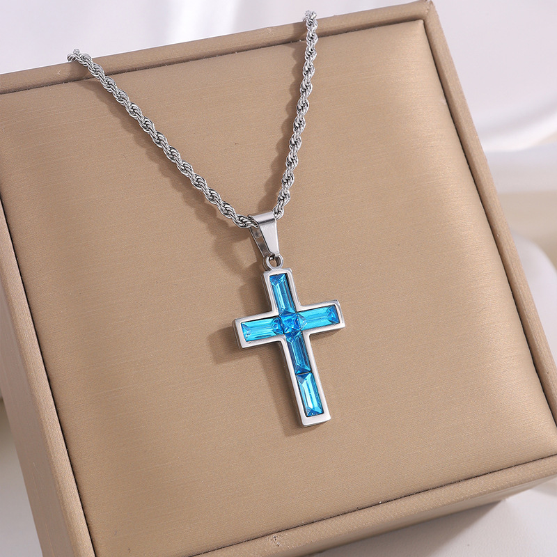 Stylish European and American-Inspired Diamond Cross Necklace - Unique Fashion Jewelry with No Color Fading