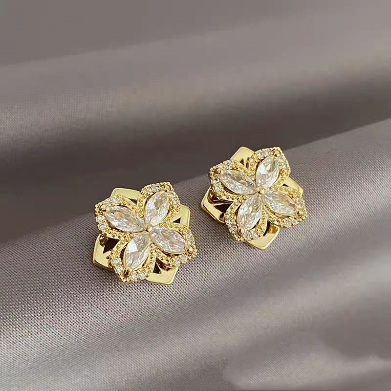 Stylish Rotatable Titanium Steel Four-Petal Flower Necklace with Zircon-Inlaid Ring Earrings for Women - Image 3