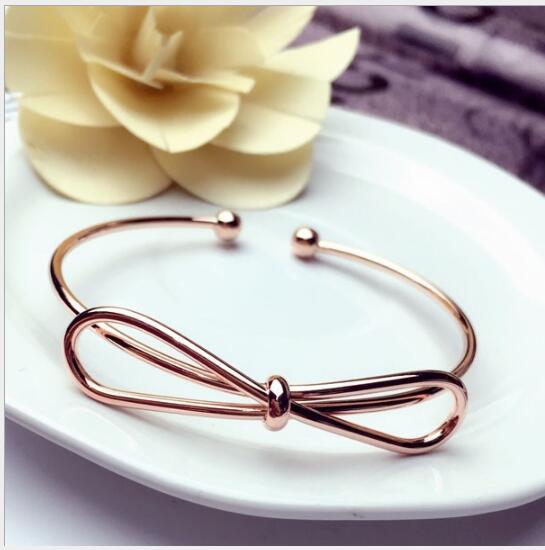 Stylish Knotted Knot O-Type Metal Openwork Bracelet for Trendy Elegance - Image 11