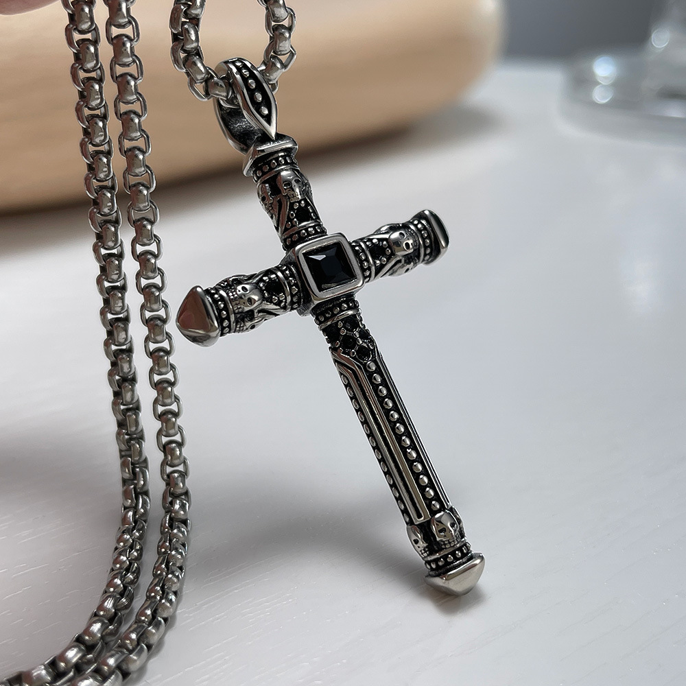 Stylish Vintage Cross Pendant Necklace in Durable Titanium Steel - Image 2
