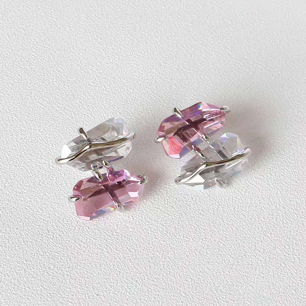 Elegant Women's Peach Blossom Sparkling Earrings for Every Occasion - Image 2