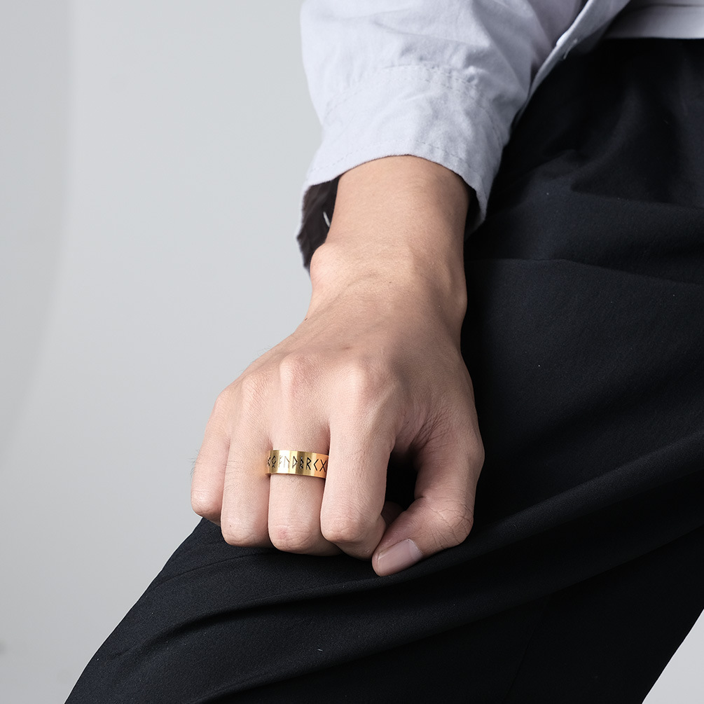 Titanium Steel Matte Brushed Ring - Stylish Men's and Women's Bracelets