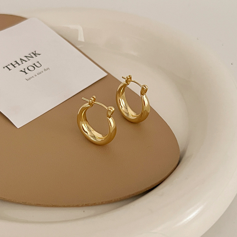 Elegant Retro Hong Kong Style Ear Studs | High-Grade Quality - Image 5