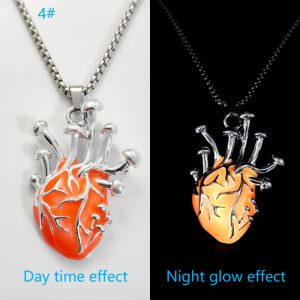 Zinc Alloy Heart Pendant Necklace with Luminous Glow - Perfect Gift!