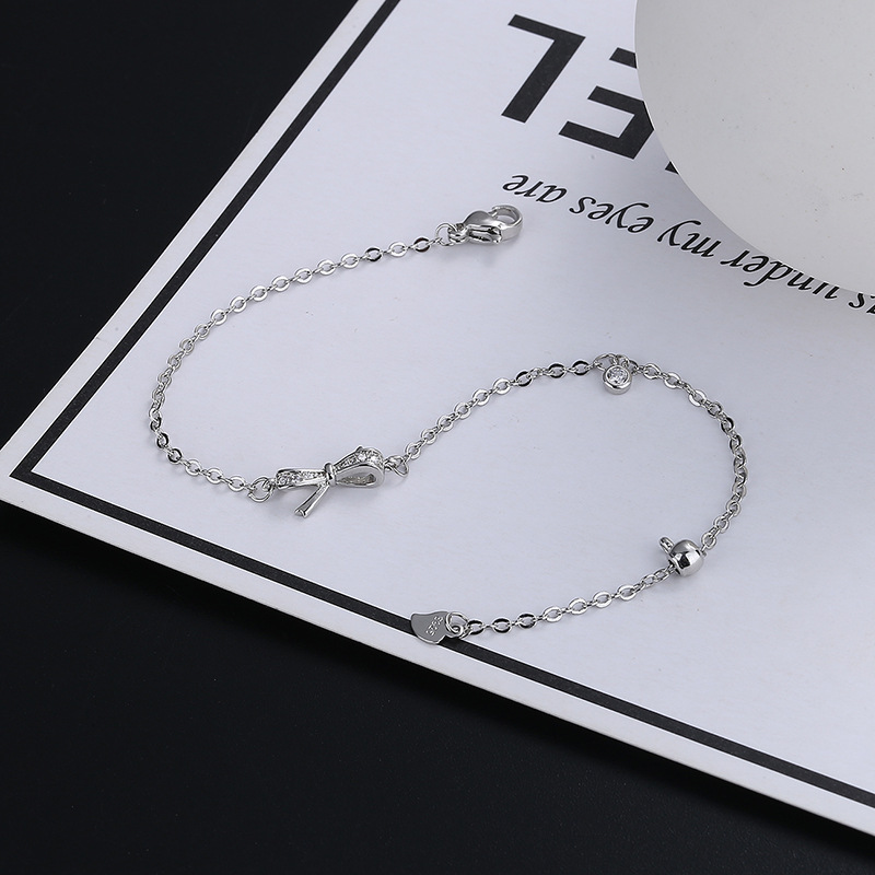 Elegant Cold Light Luxury Personalized Diamond Bow Bracelet for Girlfriends - Image 9