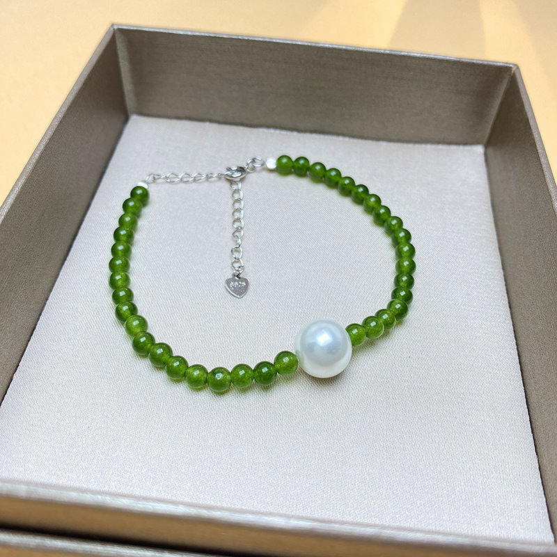 Elegant Silver White Green Chalcedony and Pearl Bracelet for Women - Image 6