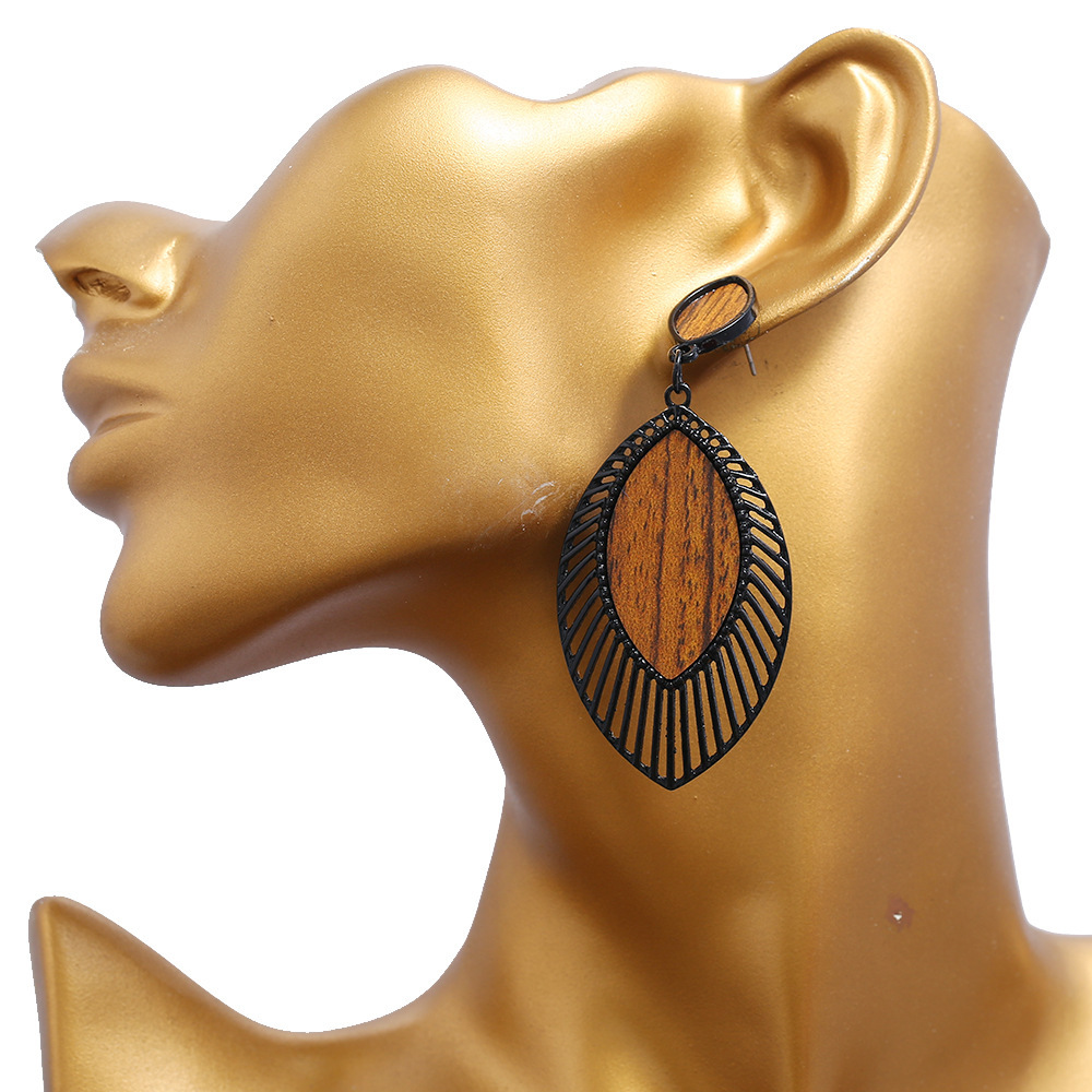 Stylish Vintage Alloy and Wooden Earrings – Creative Fashion Statement - Image 9
