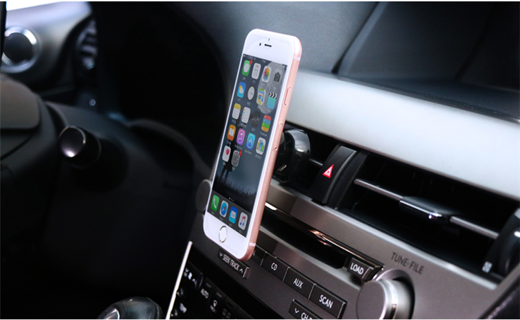 360° Magnetic Rotating Car Phone Navigation Bracket - Mobile Phone Rack Outlet - Image 5