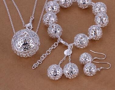 Elegant Silver-Plated Three-Dimensional Ball Pendant Jewelry for Every Occasion - Image 5