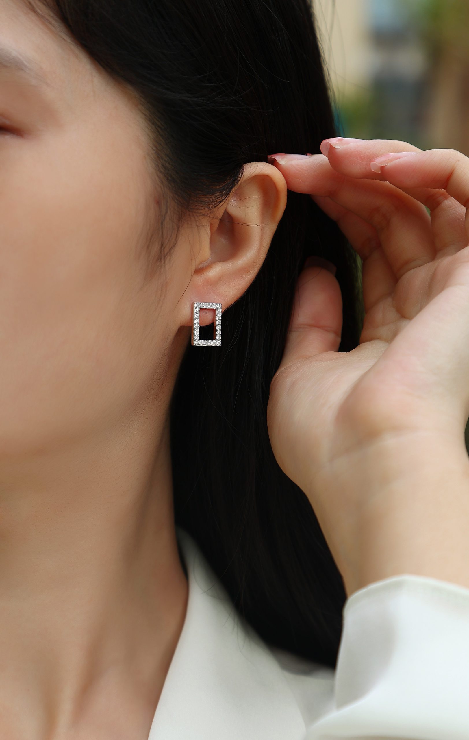 In Full Swing - Stylish and Affordable Moissanite S925 Sterling Silver Stud Earrings in Platinum-Plated Design - Image 3