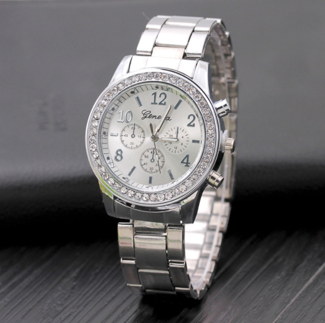 Stylish Fashion Watch with Diamond Alloy Steel Band for Timeless Elegance - Image 2