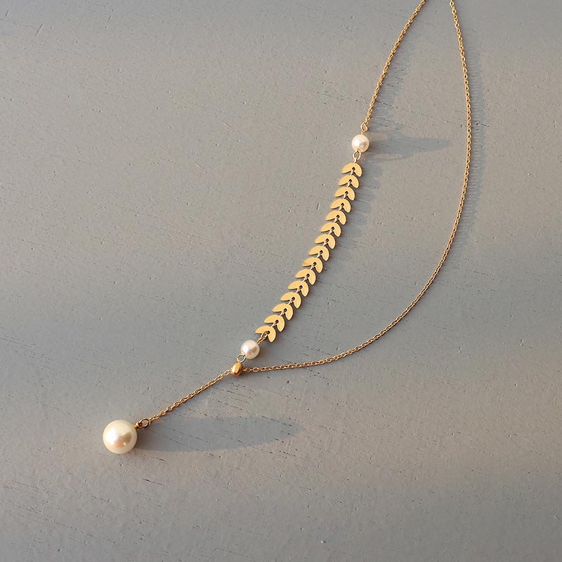 Elegant Phoenix Tail Pearl Clavicle Necklace - Fashionable Simplicity - Image 8