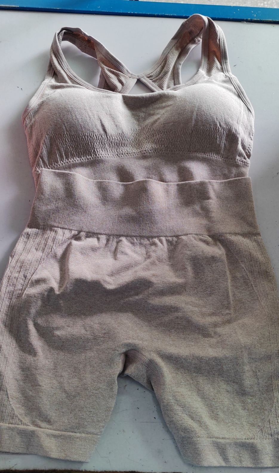 2pcs Women's Sports Fitness Yoga Set - Breathable Hip-Lifting Shorts & Hollow Back Bra - Image 4