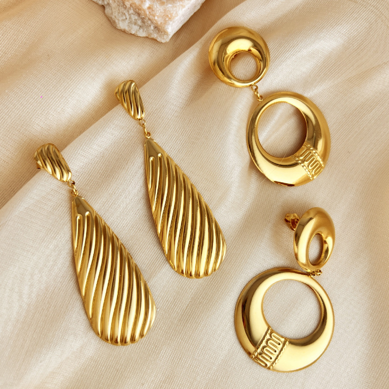 Chic Stainless Steel Retro Geometric Earrings - Simple and Stylish Design - Image 2