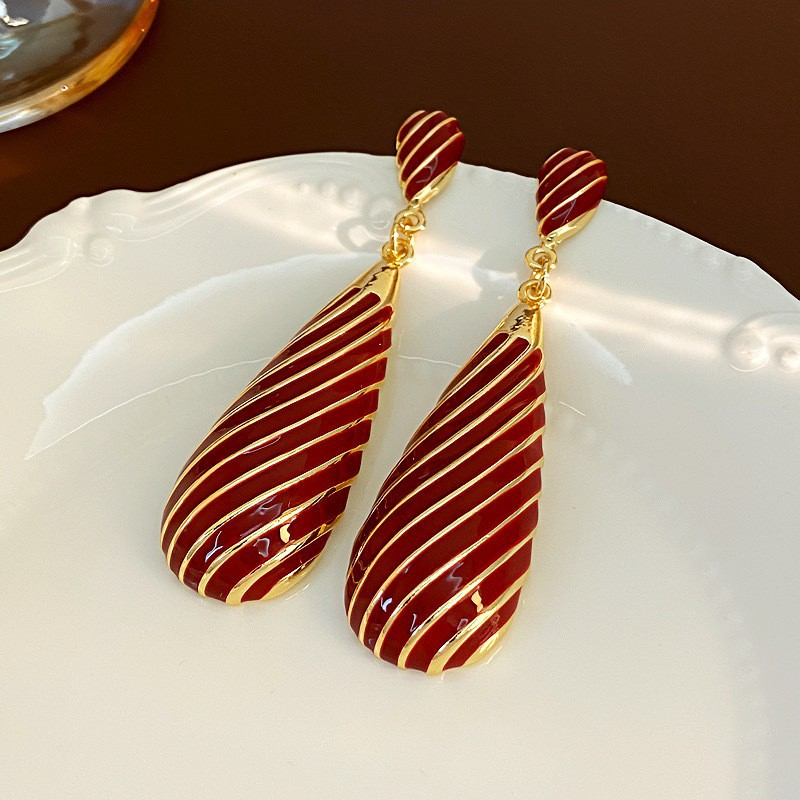 Chic Stainless Steel Retro Geometric Earrings - Simple and Stylish Design - Image 8