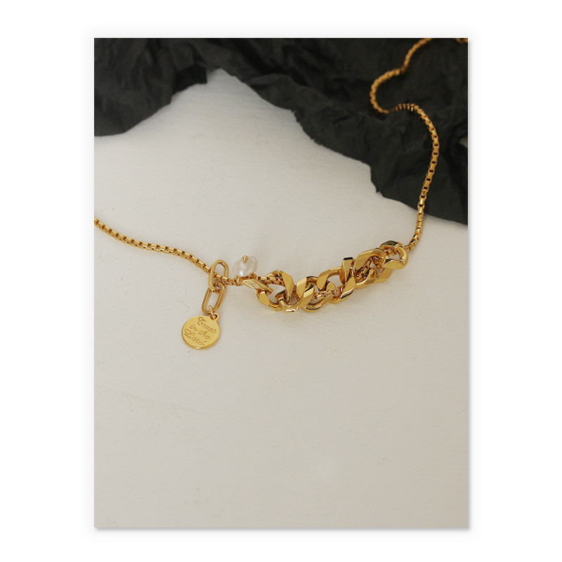 Stylish Gold Hip Hop Clavicle Chain Necklace for Women - Image 3