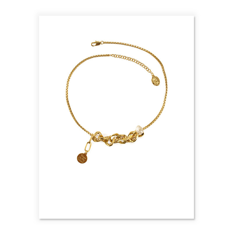 Stylish Gold Hip Hop Clavicle Chain Necklace for Women - Image 4