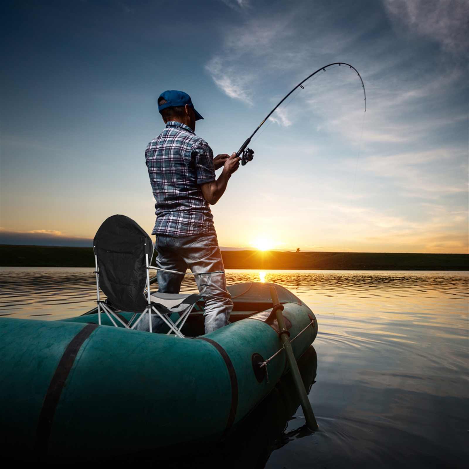 Durable Grey Iron Frame Camping Chair in Off-White Color - Image 9