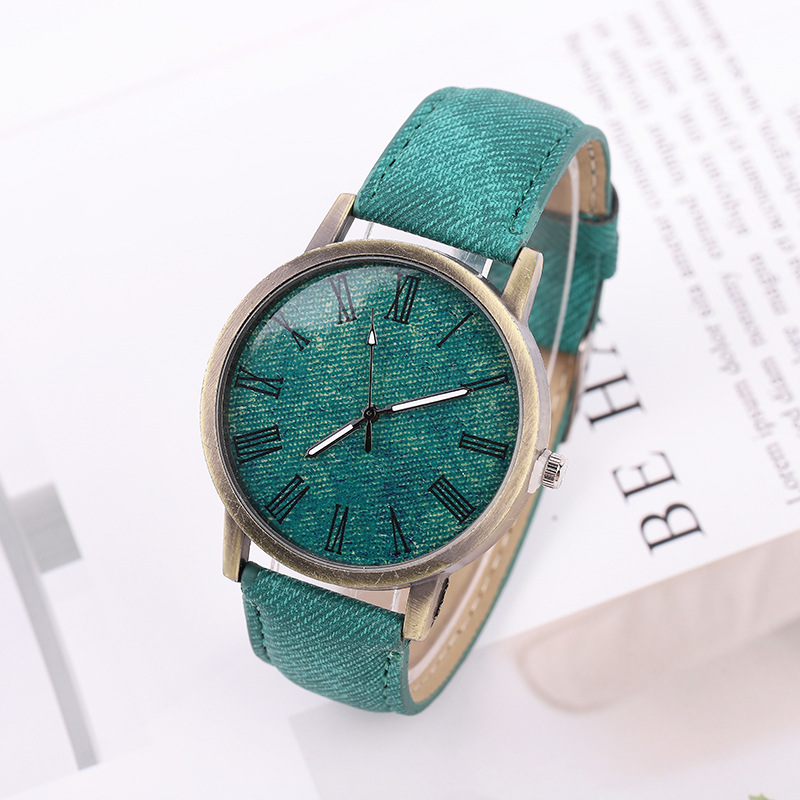 Stylish Women's Casual Denim Belt Quartz Watch for Everyday Elegance