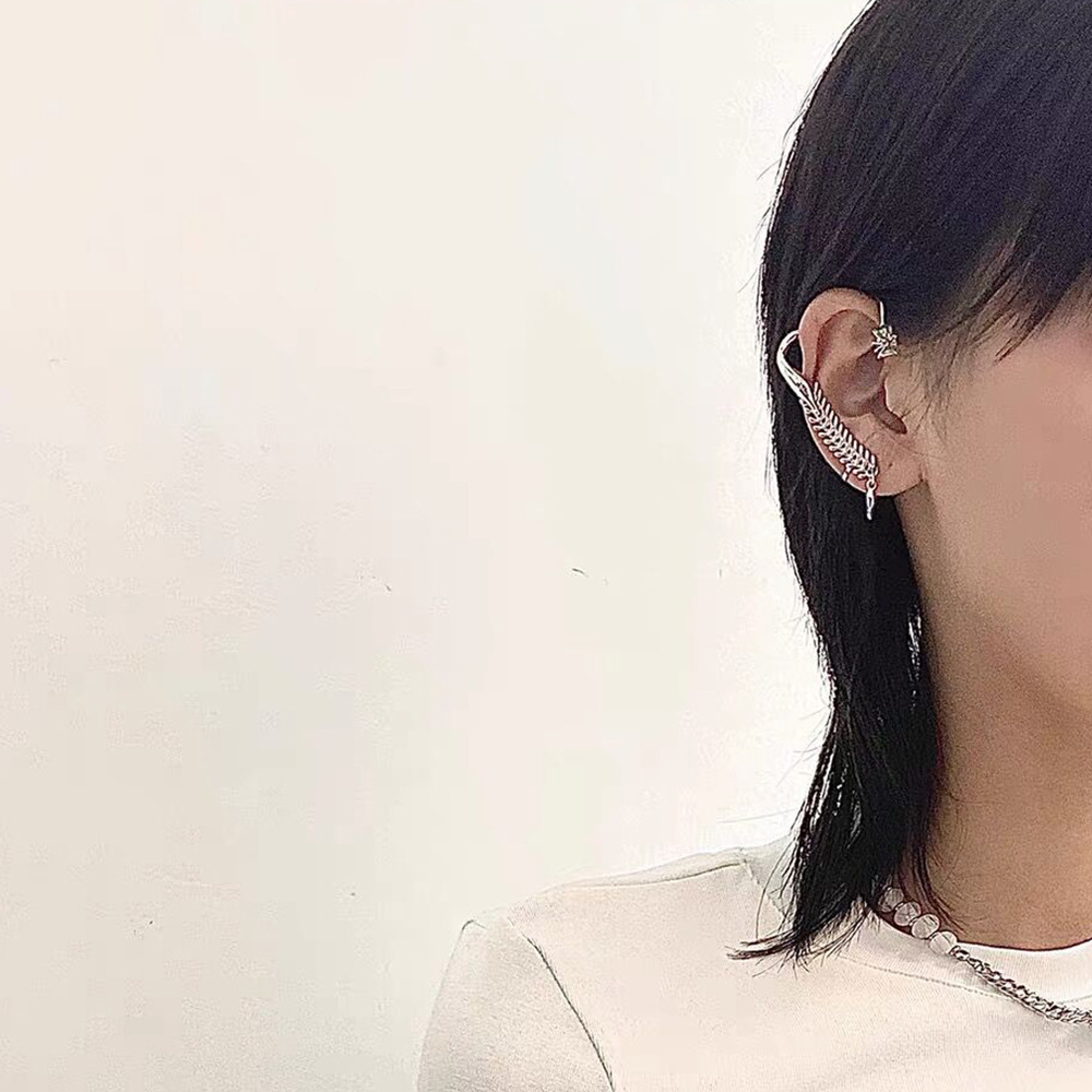 Non-Pierced Ring Bone Ear Hook Clip - Stylish & Comfortable Ear Jewelry - Image 3