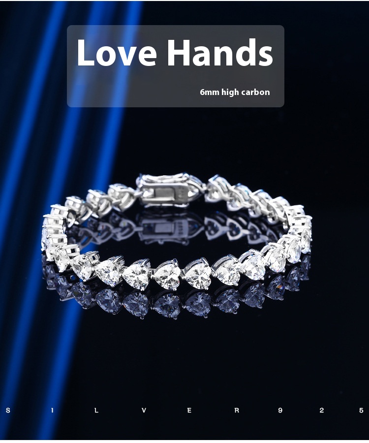 Stylish Women's S925 Silver Fashion Bracelet with Heart-shaped Diamond Zircon