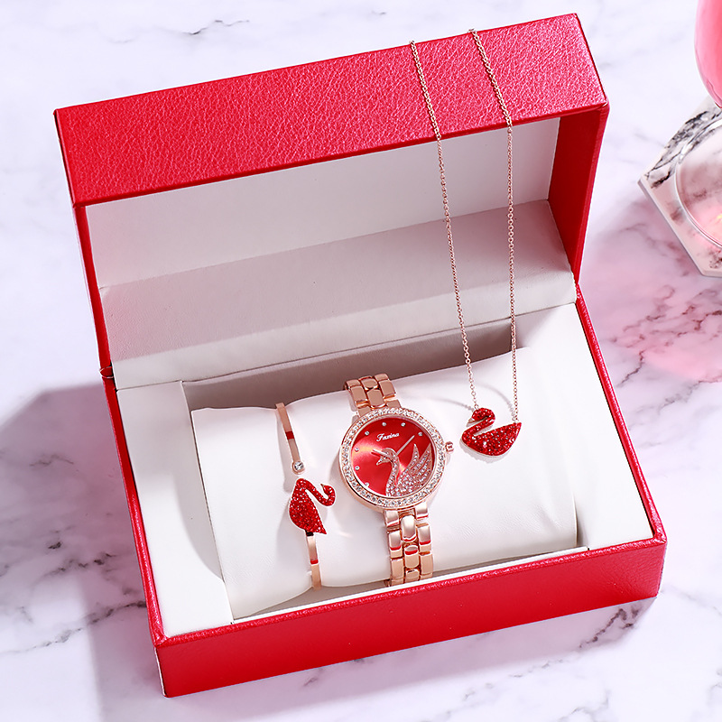Charming Valentine's Day Gifts: Elegant Watches for Her - Image 10