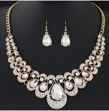 Elegant Necklace and Earring Set - Perfect Jewelry for Every Occasion - Image 8