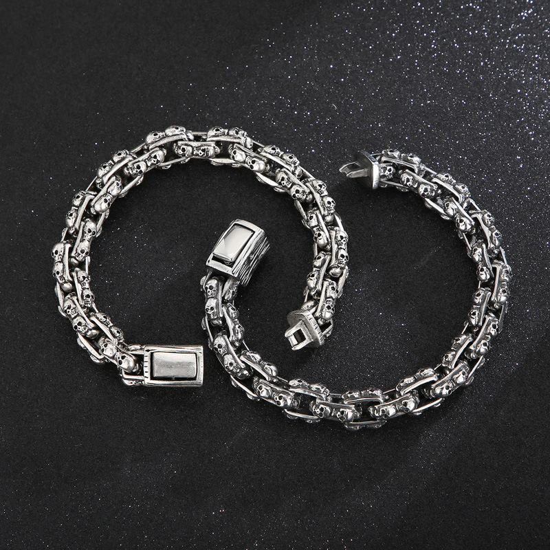 Stylish Old Punk Skull Titanium Steel Bracelet for Men - Unleash Your Edge - Image 3