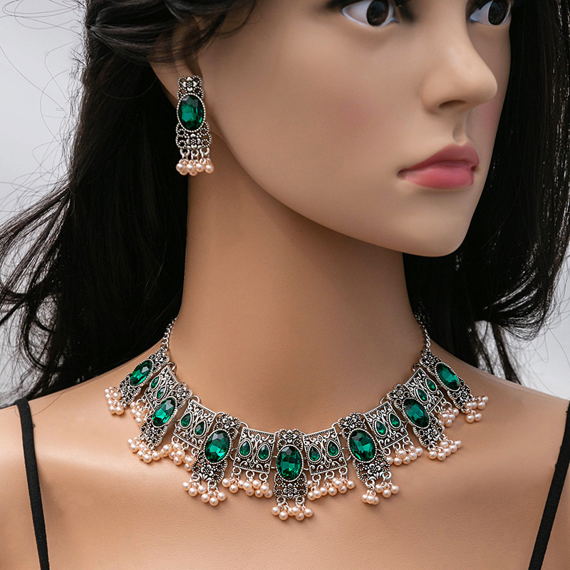 Vintage Emerald Earrings - Ethnic Square Tassel Bead Pendant Jewelry Set - Image 2