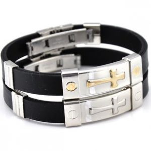 Stylish Cross Silicone Titanium Steel Bracelet - Durable & Modern Design