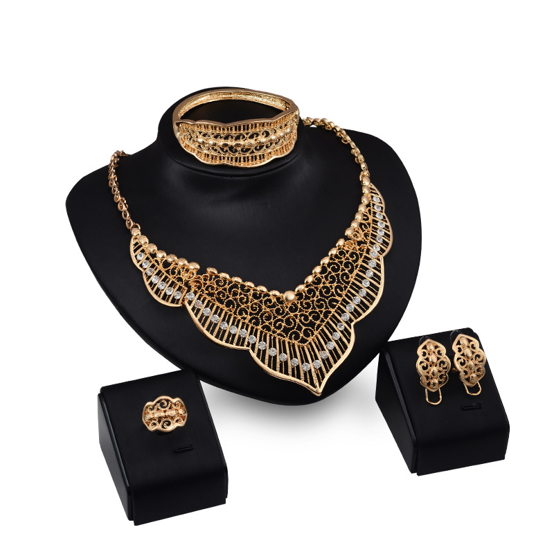 Bold Wild Style Alloy Necklace and Earrings Set for Unique Fashion - Image 2