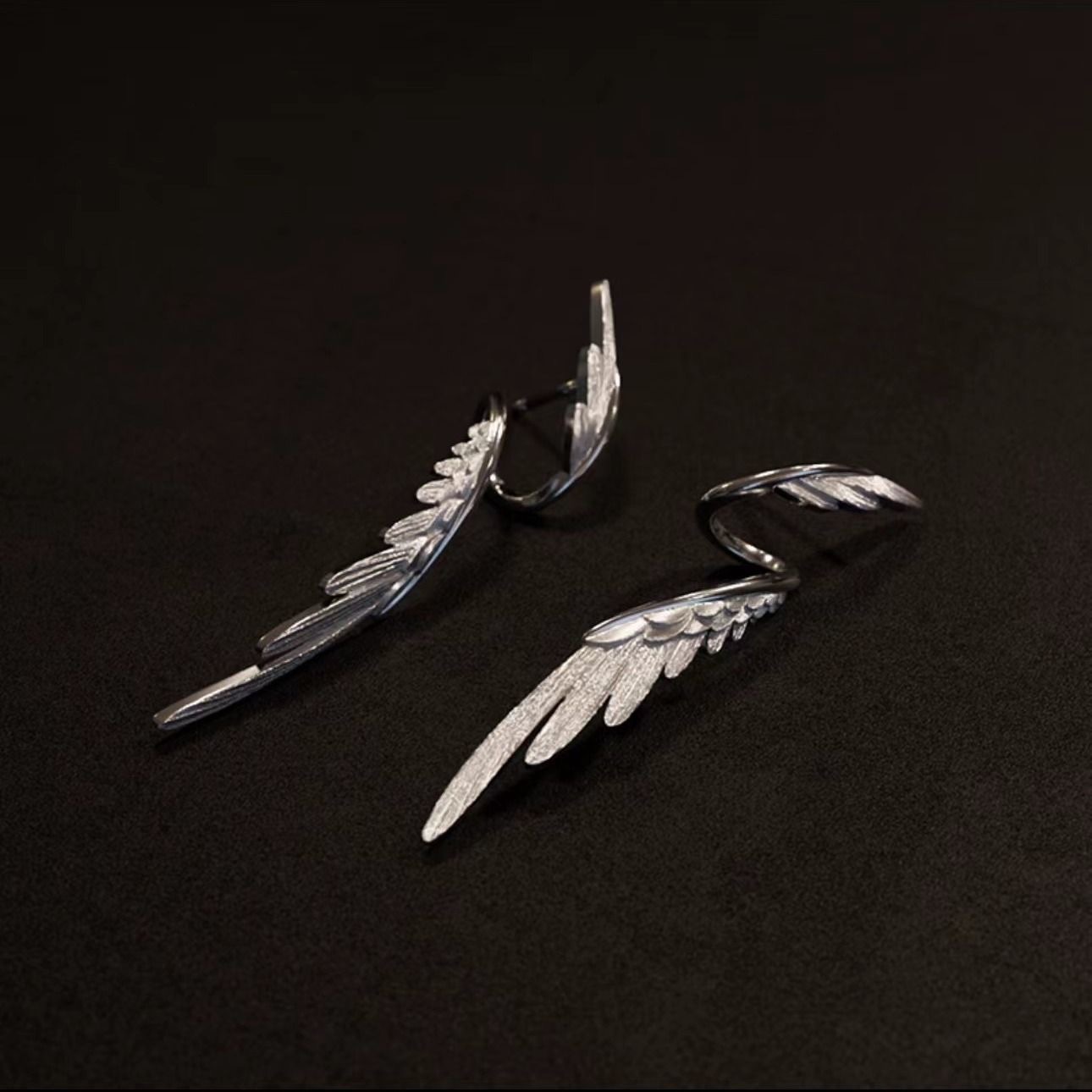 Trendy Minimalist Retro Feather Earrings for Women - Chic and Stylish - Image 2