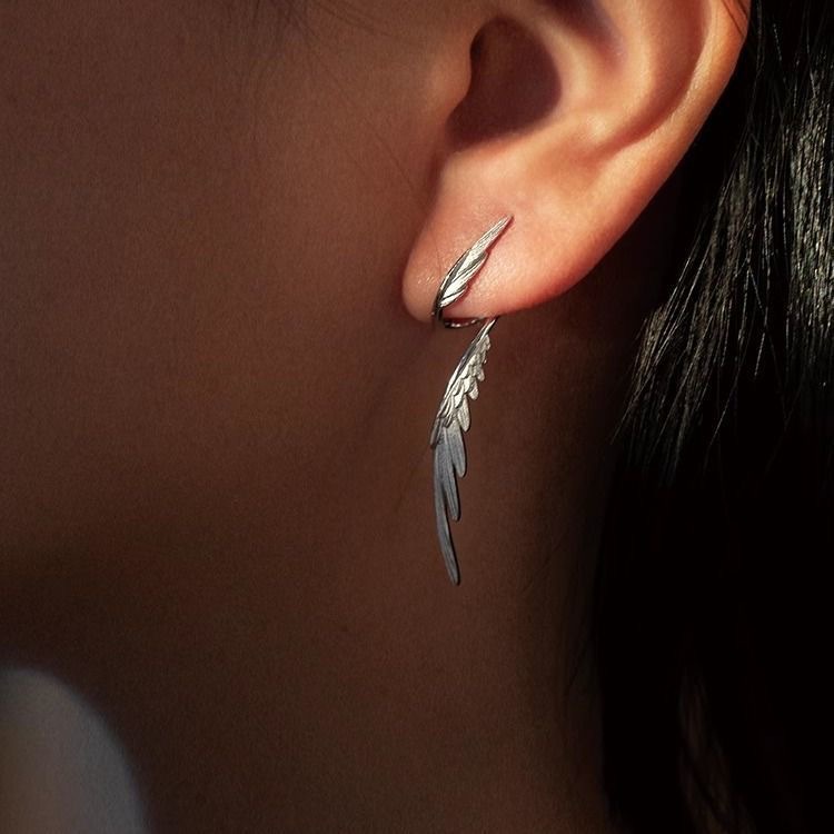 Trendy Minimalist Retro Feather Earrings for Women - Chic and Stylish - Image 4