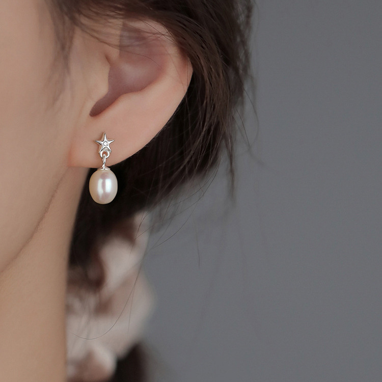 Stylish Fashion Star Pearl Ear Studs for Women - Elegant Accessory - Image 2